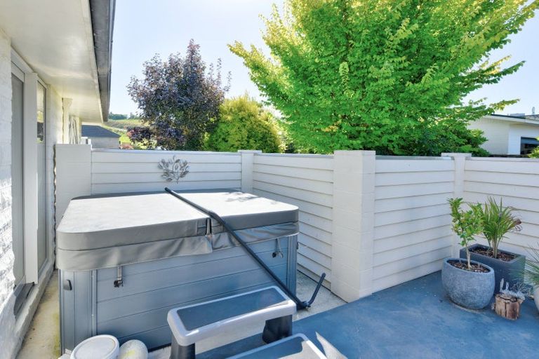 Photo of property in 6 Aranui Place, Gore, 9710