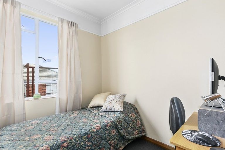 Photo of property in 1/182 Mornington Road, Kenmure, Dunedin, 9011
