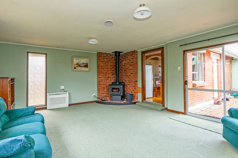 Photo of property in 21 Harborough Street, Watlington, Timaru, 7910