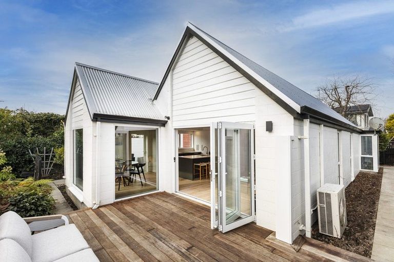 Photo of property in 16b Makora Street, Fendalton, Christchurch, 8041