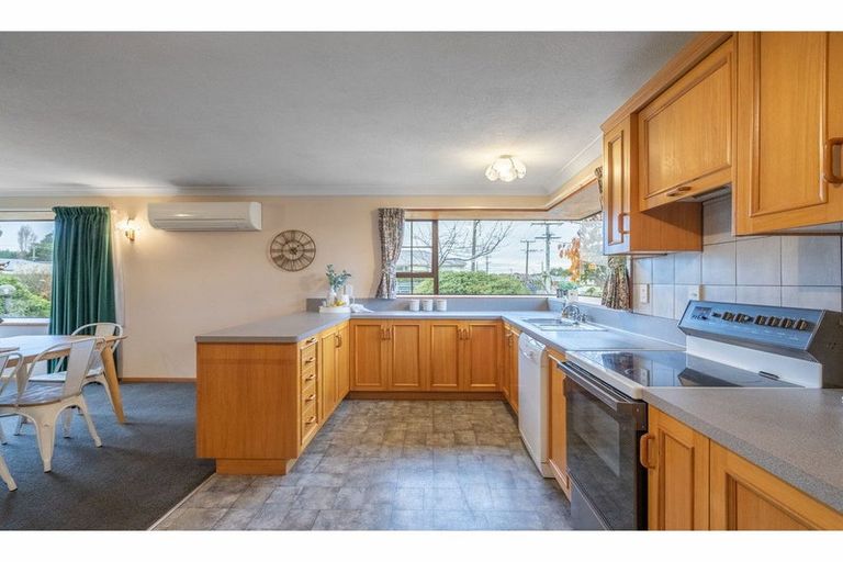 Photo of property in 112 Edinburgh Crescent, Waikiwi, Invercargill, 9810