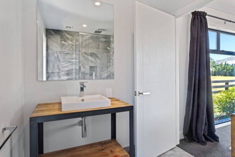 Photo of property in 15a Cheapside Street, Oxford, 7430