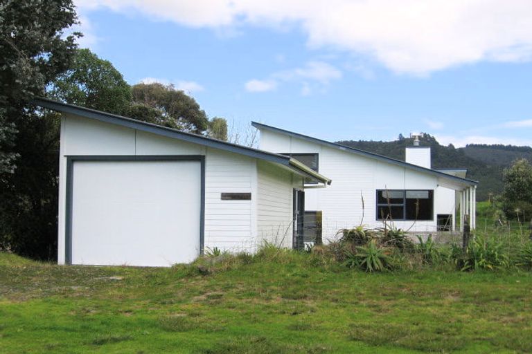 Photo of property in 127 Mangakahia Drive, Whangapoua, Coromandel, 3582