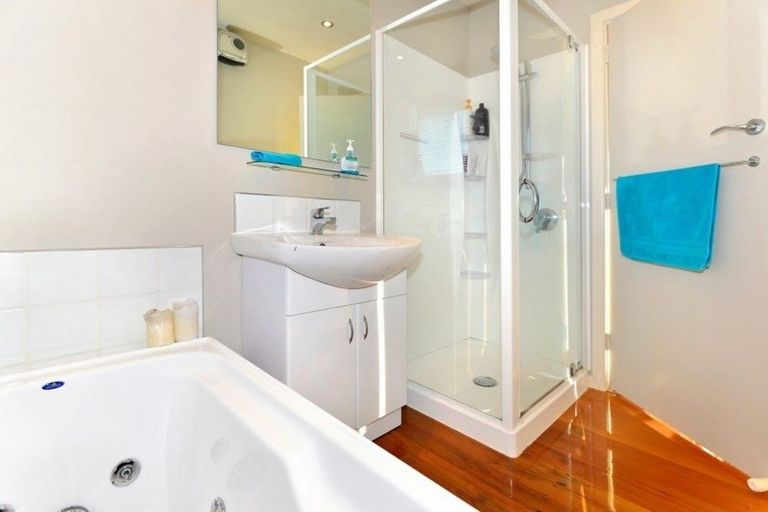 Photo of property in 2/19 Cunningham Place, Halswell, Christchurch, 8025