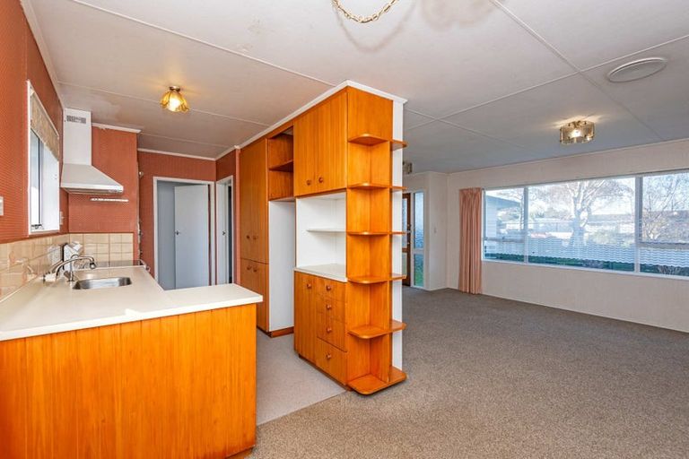 Photo of property in 48 Apollo Parade, Milson, Palmerston North, 4414
