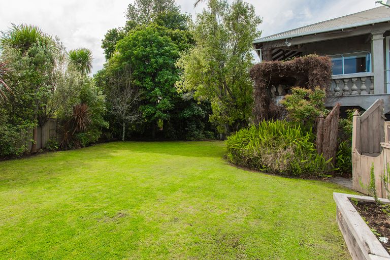 Photo of property in 16 Russell Street, Whataupoko, Gisborne, 4010