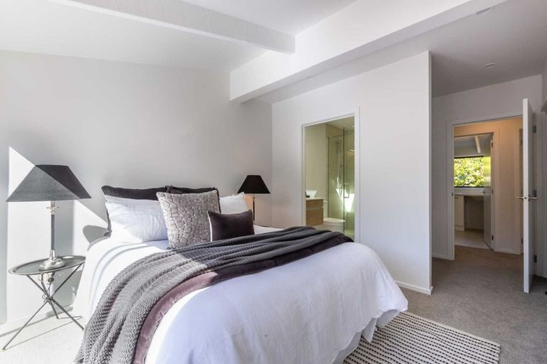 Photo of property in 28 Muir Avenue, Halswell, Christchurch, 8025