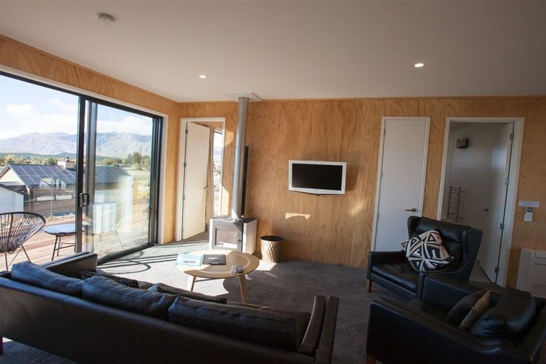 Photo of property in 41 D'archiac Drive, Lake Tekapo, 7999