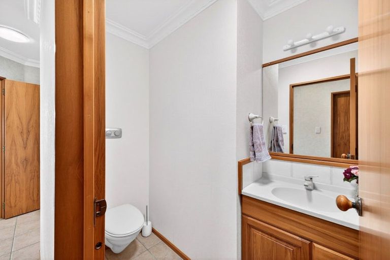 Photo of property in 16 Werahika Place, Whakatane, 3120