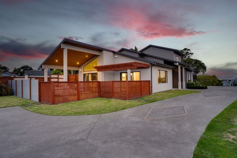 Photo of property in 18 St Johns Heights, Otamatea, Whanganui, 4500