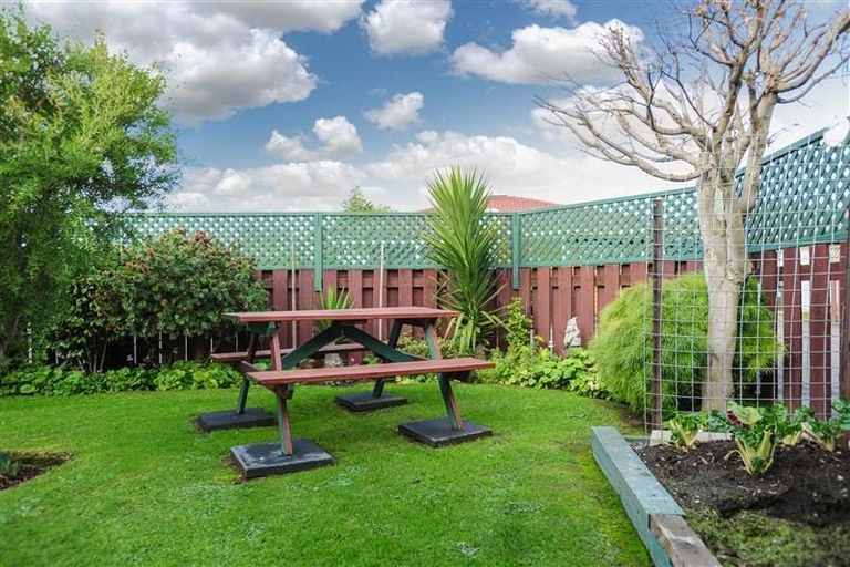 Photo of property in 816 Queen Street West, Saint Leonards, Hastings, 4120