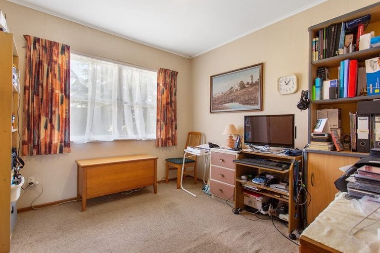 Photo of property in 11 Milich Terrace, Te Atatu South, Auckland, 0610