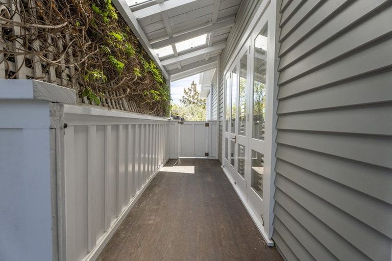 Photo of property in 9 Malcolm Avenue, Cashmere, Christchurch, 8022