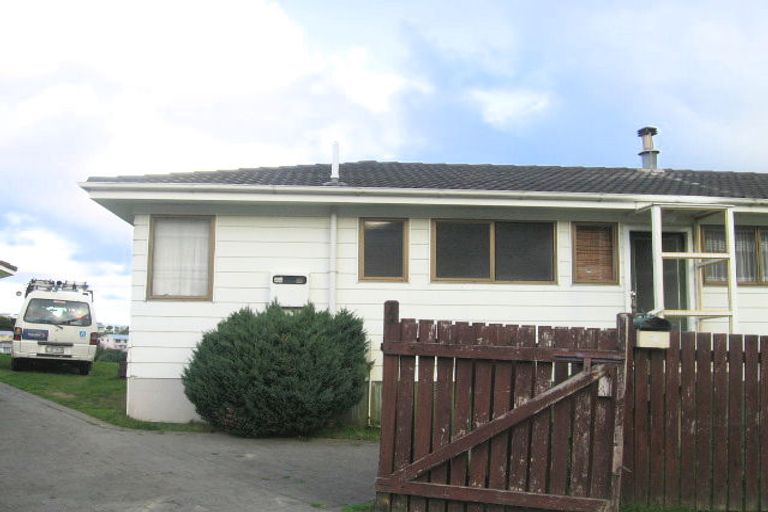 Photo of property in 32 Percy Dyett Drive, Karori, Wellington, 6012