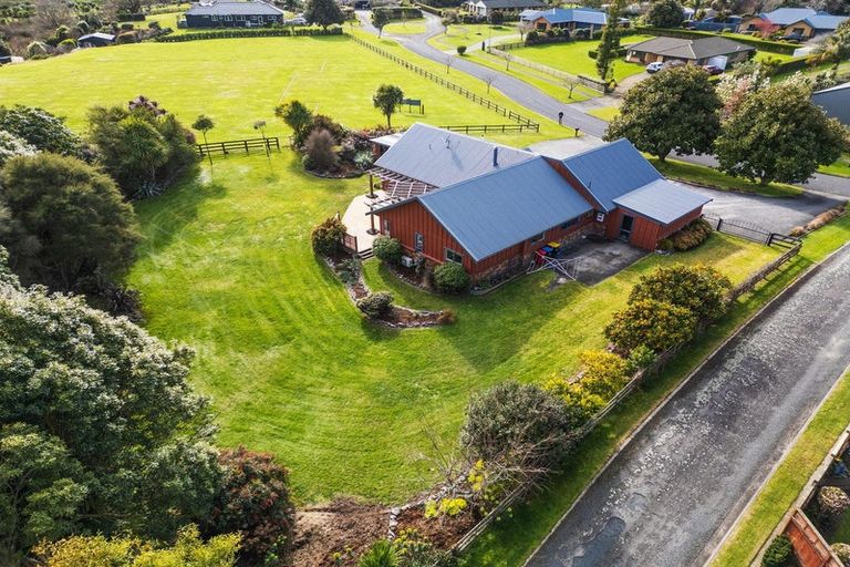 Photo of property in 77 Aubin Close, Pirongia, 3802