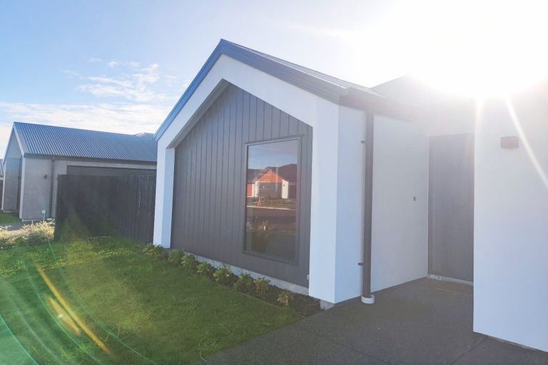 Photo of property in 12 Navarra Road, Halswell, Christchurch, 8025