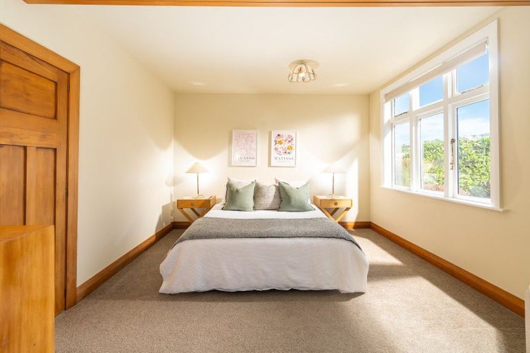 Photo of property in 97 Creswick Terrace, Northland, Wellington, 6012