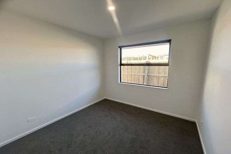 Photo of property in 10 Mehrtens Crescent, Woodend, 7691