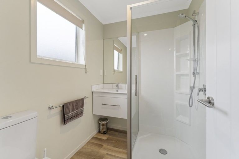 Photo of property in 3 Tapuhikura Street, Waikanae, 5036