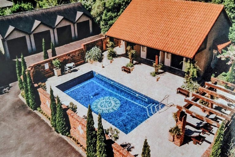 Photo of property in Summerhouse Cottages,unit 203, 3/3 Quiet Woman Way, Monaco, Nelson, 7011