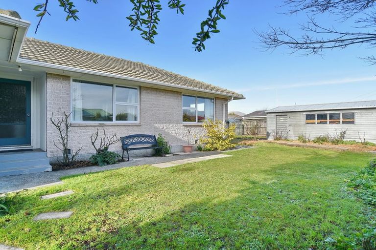 Photo of property in 53 Maces Road, Bromley, Christchurch, 8062
