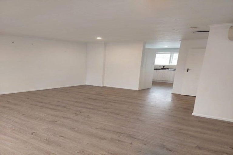 Photo of property in 5a Christchurch Crescent, Kelson, Lower Hutt, 5010