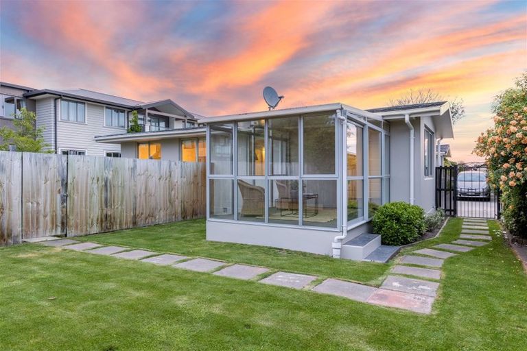 Photo of property in 2/36 Condell Avenue, Papanui, Christchurch, 8053