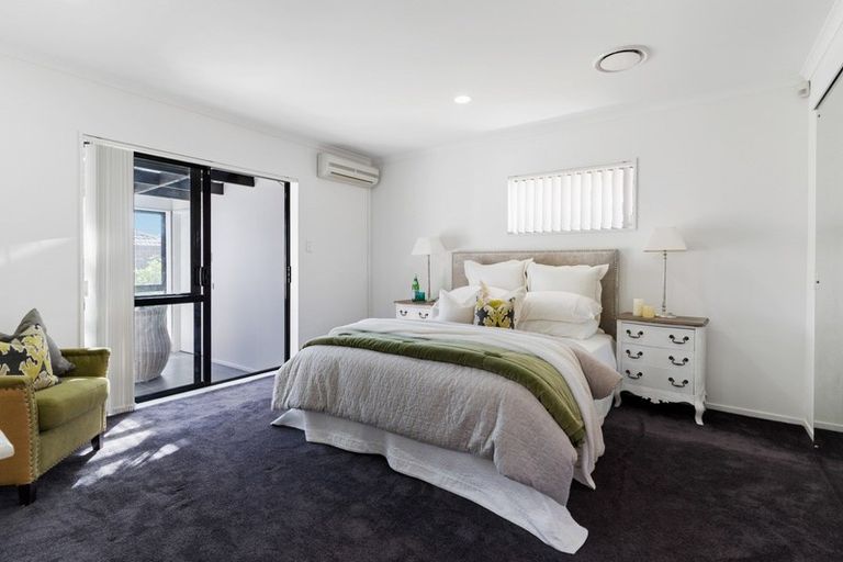 Photo of property in 8 Lowburn Place, Clover Park, Auckland, 2019