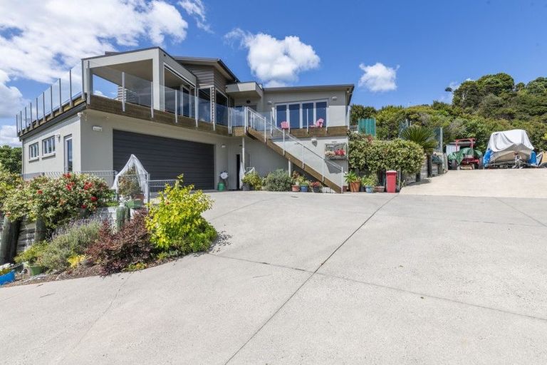 Photo of property in 140 Glenfern Drive, Wyuna Bay, Coromandel, 3581