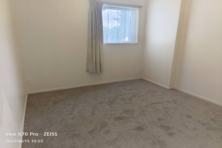 Photo of property in 2/70 Hattaway Avenue, Bucklands Beach, Auckland, 2012