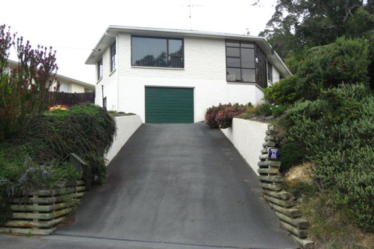 Photo of property in 96 Martin Road, Fairfield, Dunedin, 9018