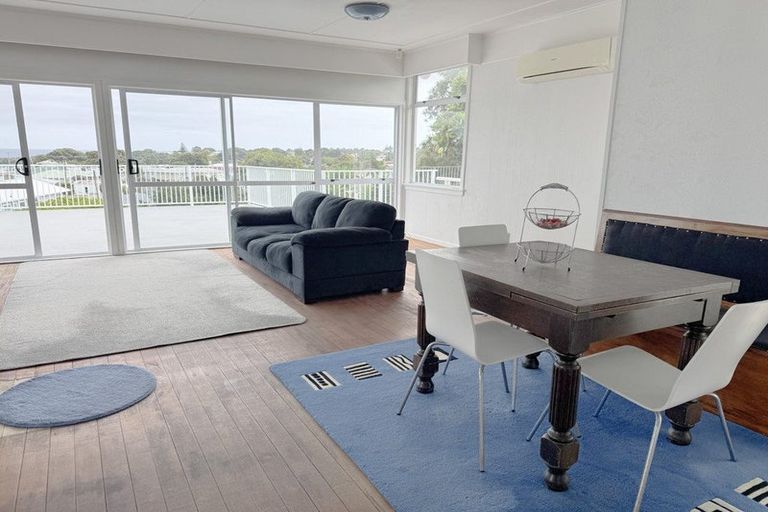 Photo of property in 9 Mount View Place, Spotswood, New Plymouth, 4310