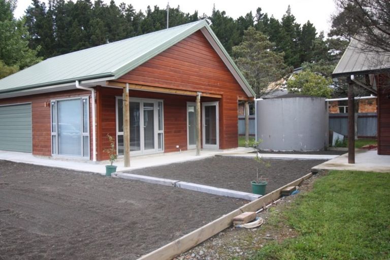 Photo of property in 55 Fitzherbert East Road, Aokautere, Palmerston North, 4471