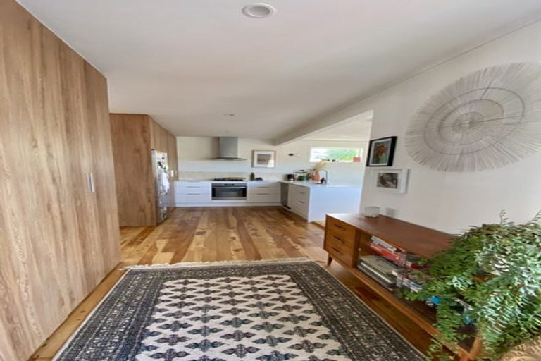 Photo of property in 86 Wharf Road, Te Atatu Peninsula, Auckland, 0610