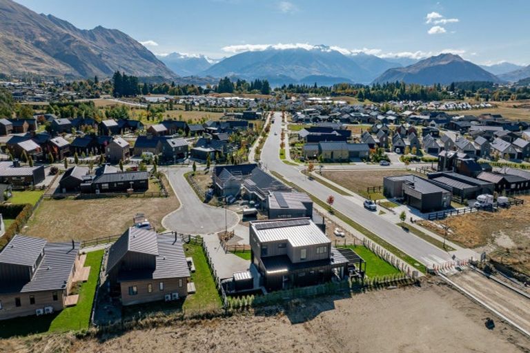 Photo of property in 3b Wallace Place, Westown, New Plymouth, 4310