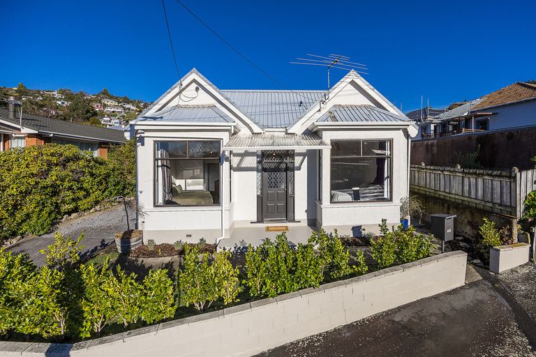 Photo of property in 11 Hazel Avenue, Caversham, Dunedin, 9012