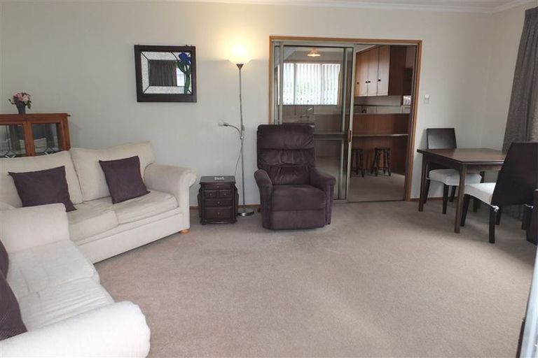 Photo of property in 8a Stuart Street, Holmes Hill, Oamaru, 9401