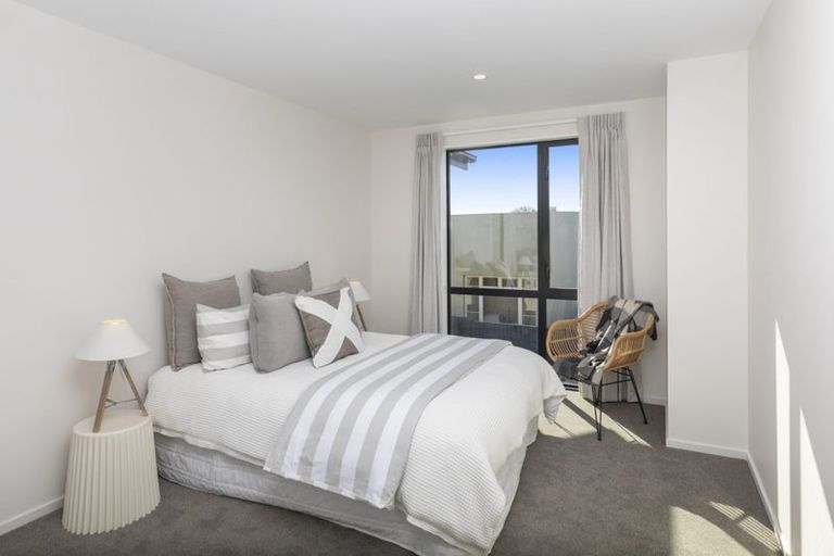 Photo of property in 4/133 Blighs Road, Strowan, Christchurch, 8052