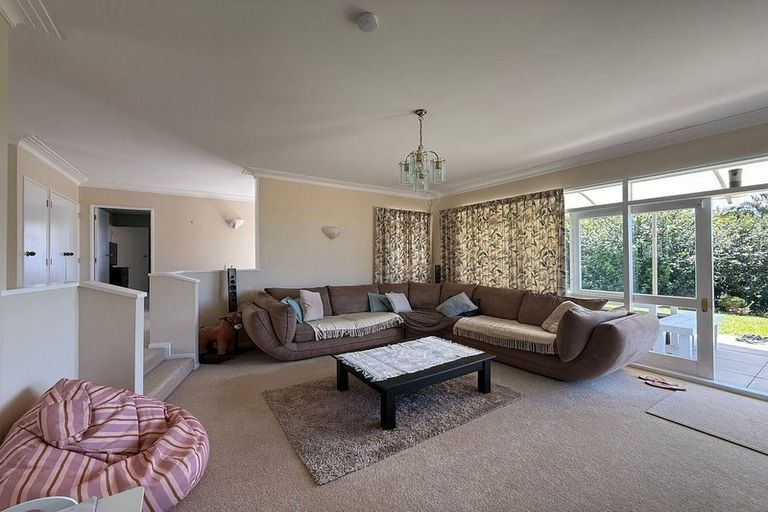Photo of property in 7 Sanctuary Point, Sunnyhills, Auckland, 2010