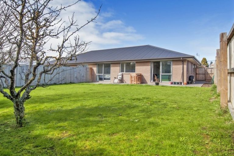 Photo of property in 3 Johnston Street, Leeston, 7632