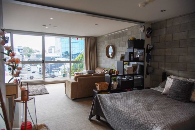 Photo of property in 1/143g Carlton Gore Road, Newmarket, Auckland, 1023