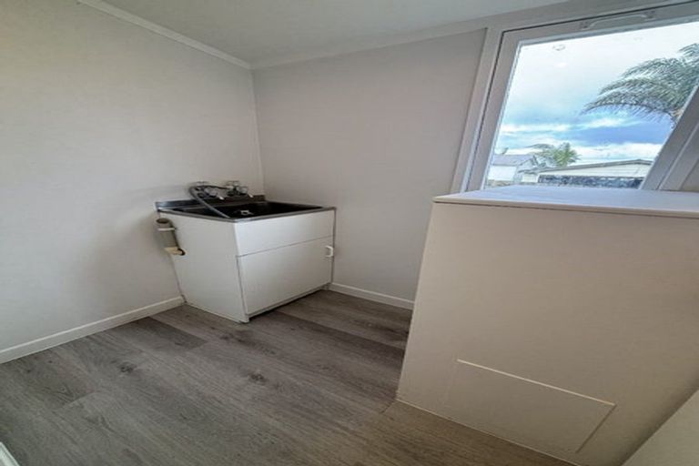 Photo of property in 18 Station Road, Pukekohe, 2120