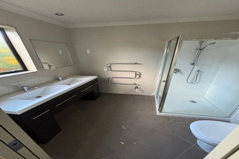 Photo of property in 100 Shakespeare Street, Leamington, Cambridge, 3432