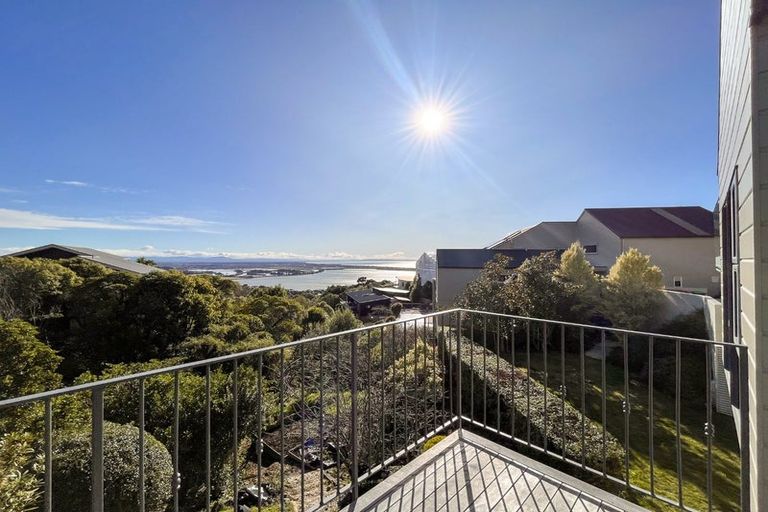 Photo of property in 5 Luxton Place, Mount Pleasant, Christchurch, 8081