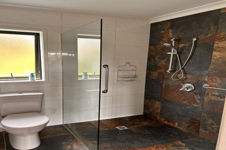 Photo of property in 133 Codlin Road, Waiuku, 2682