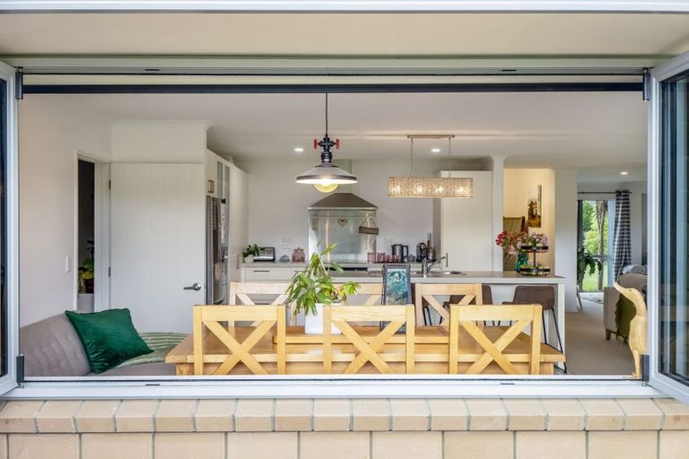 Photo of property in 9 Riverside Way, Amberley, 7410