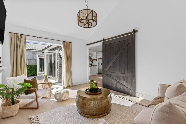 Photo of property in 1 Ascarina Way, Papamoa Beach, Papamoa, 3118