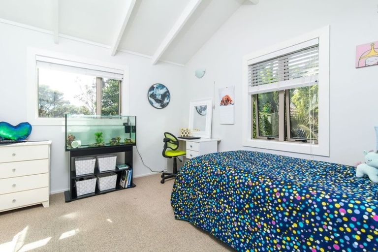 Photo of property in 4/108a Verran Road, Birkdale, Auckland, 0626