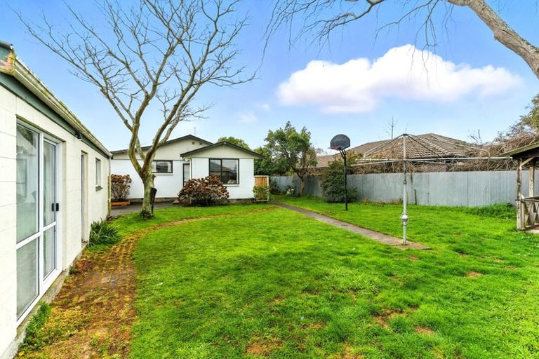 Photo of property in 19 Elwyn Place, Avonhead, Christchurch, 8042