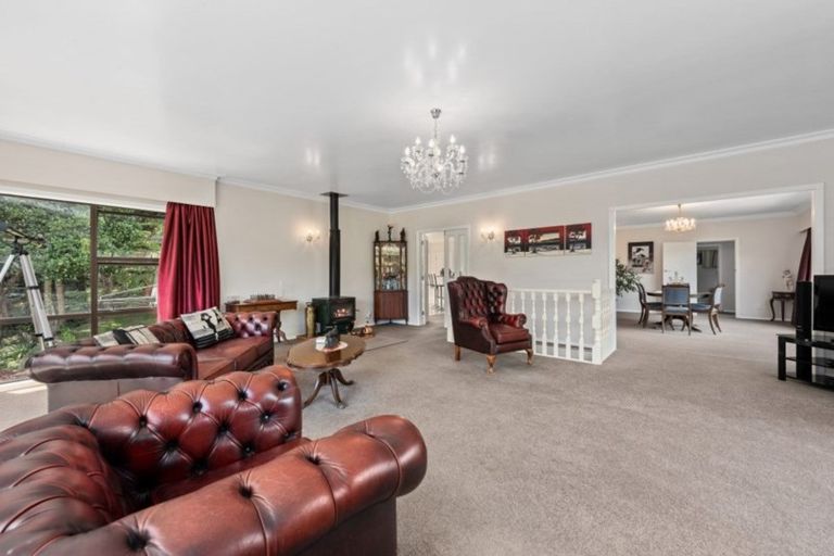 Photo of property in 74b Heretaunga Square, Silverstream, Upper Hutt, 5019